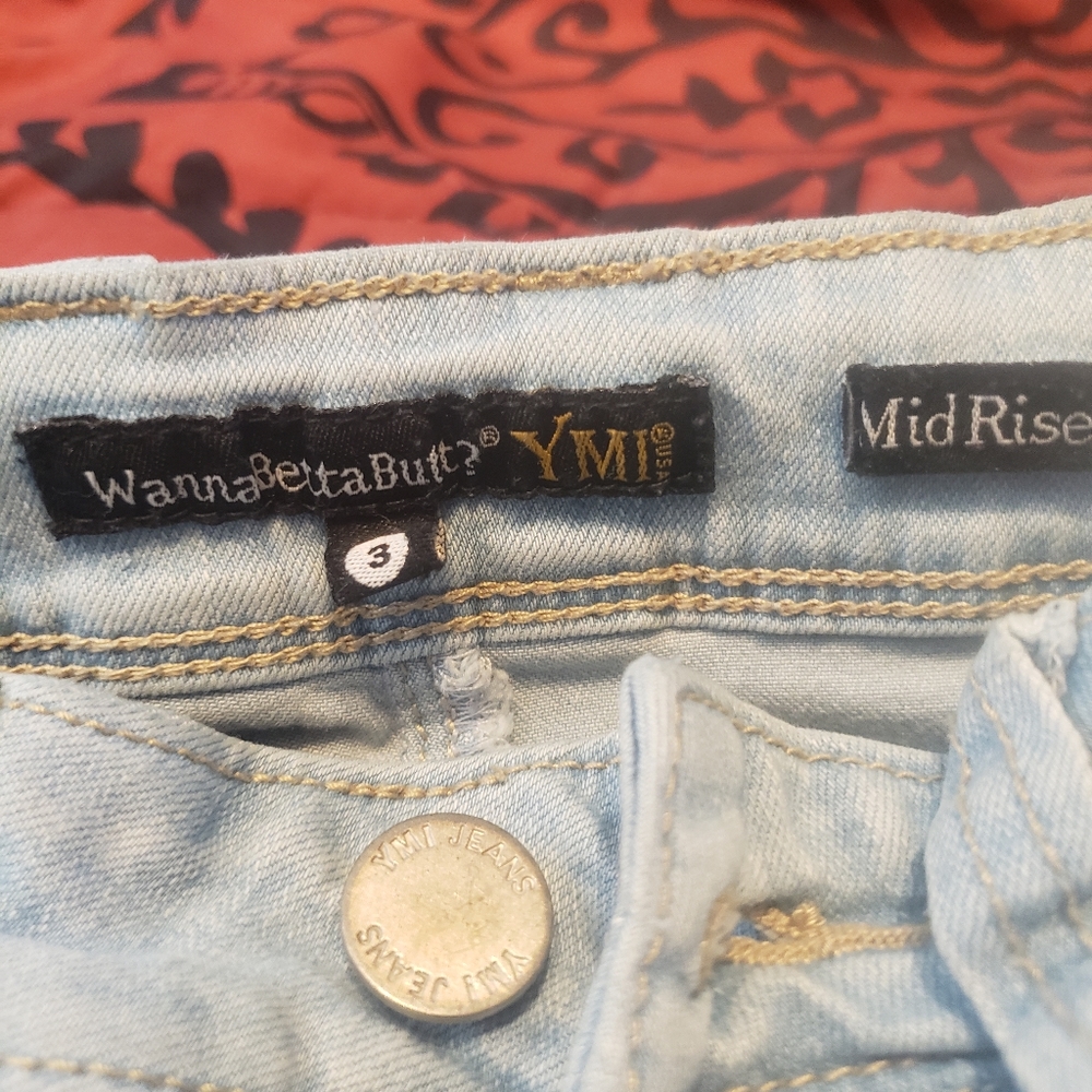 Ymi - Picture 2 of 3